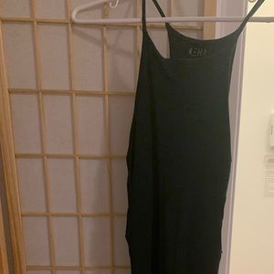 Cotton green dress midi with gold links on the side